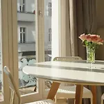 Bright & Lovely Centre * Berlin