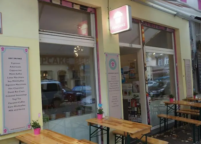 Bright & Lovely Centre