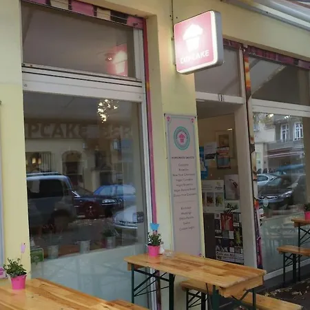 Bright & Lovely Centre