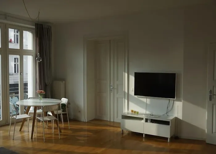 Bright & Lovely Centre Daire Berlin