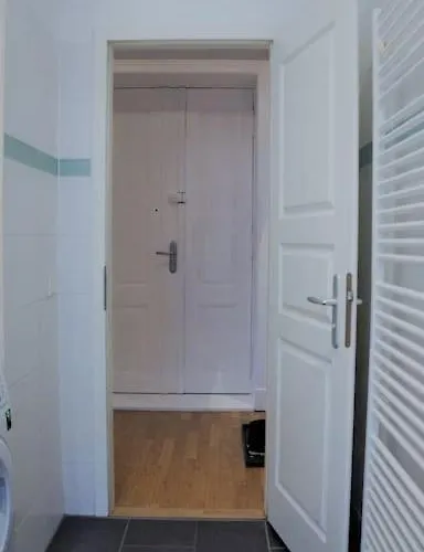 Bright & Lovely Centre Apartman