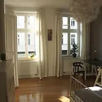 Bright & Lovely Centre * Berlim