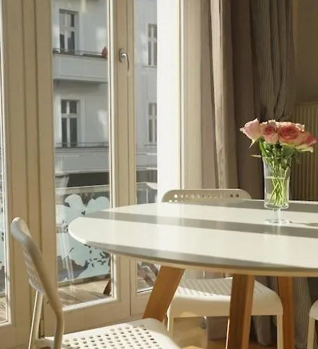 Bright & Lovely Centre * Berlín